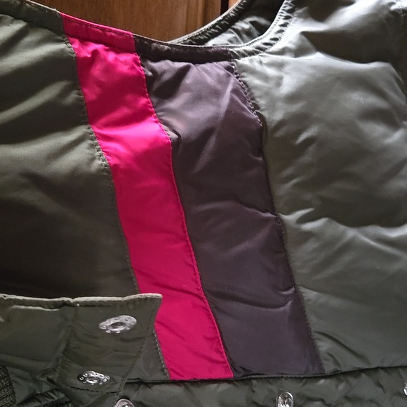 Vest - Picture 4 of 7